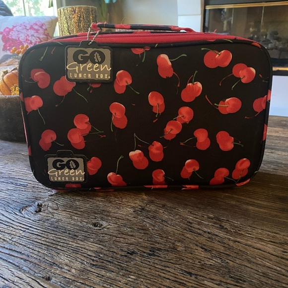 🍒Go Green Lunchbox🍒 - Picture 3 of 8